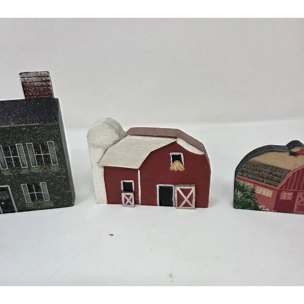Holiday Decor Church House Barn Farmhouse Lighted Christmas Village Lot Of 3